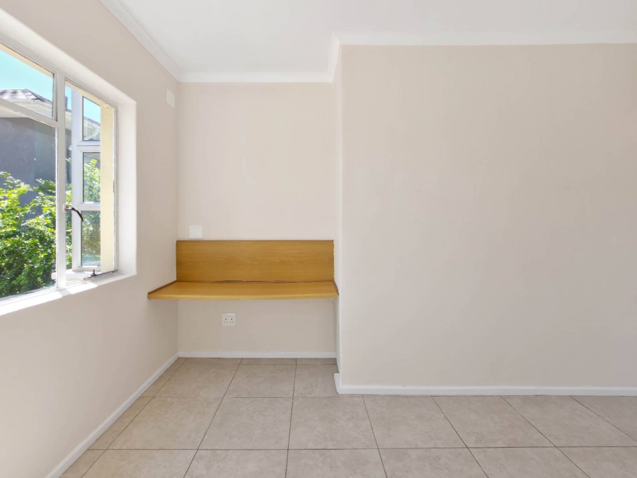 1 Bedroom Property for Sale in Gardens Western Cape